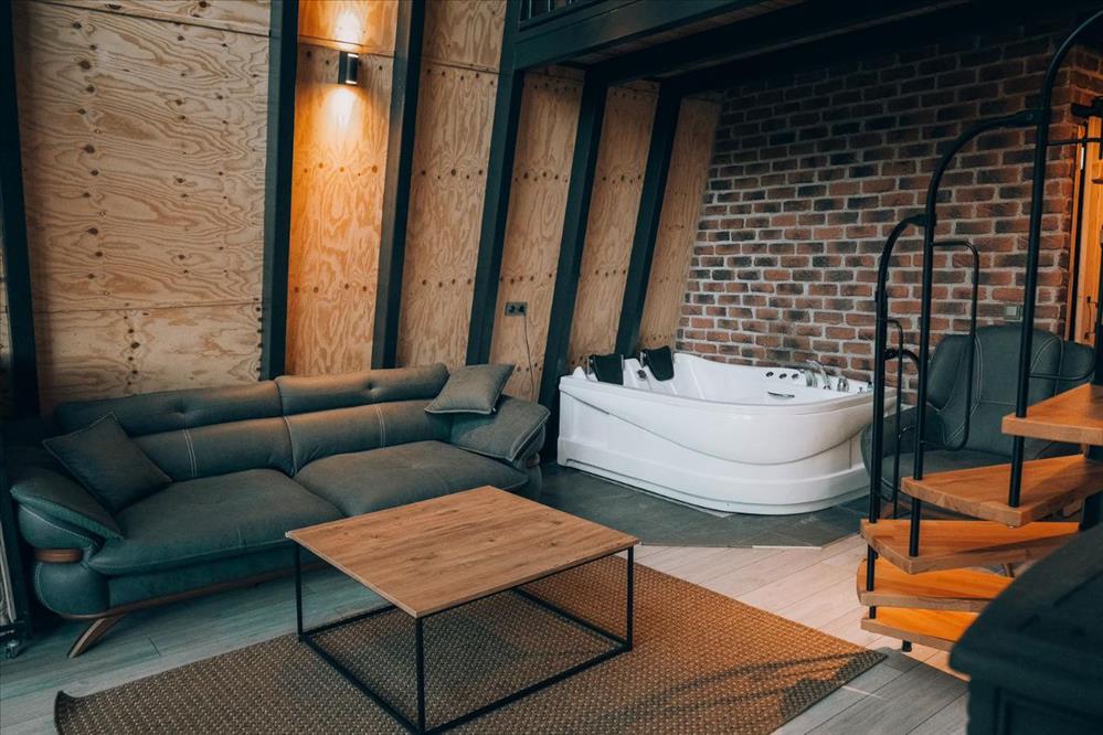 listing card gallery