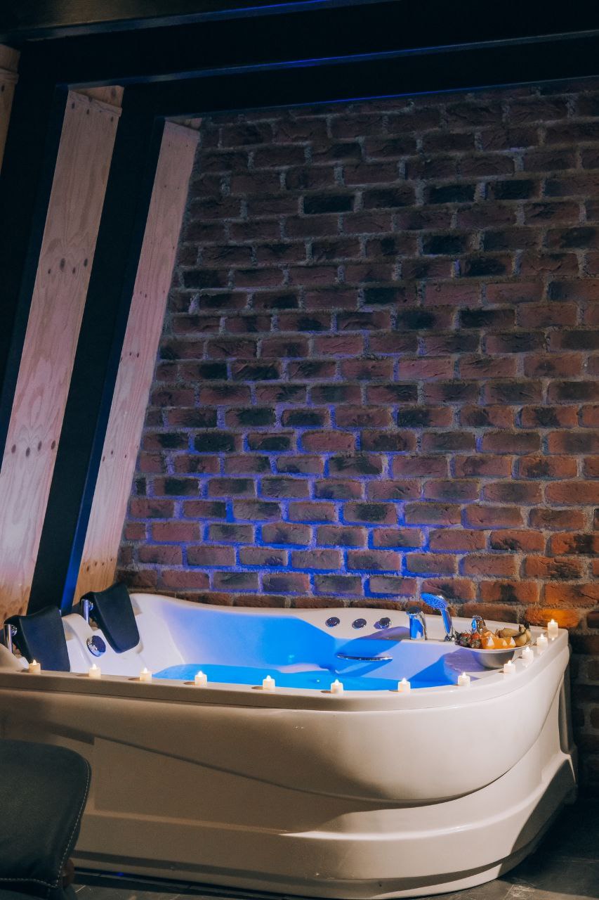 listing card gallery