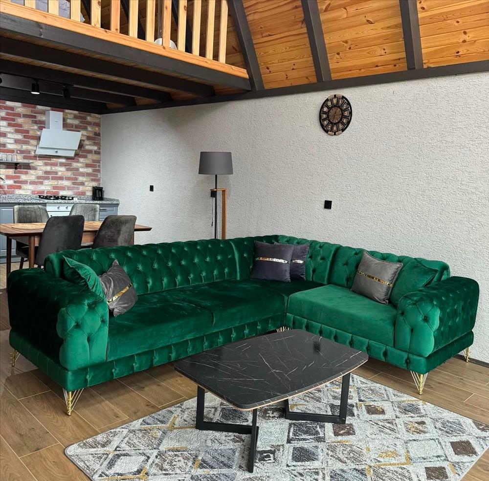 listing card gallery