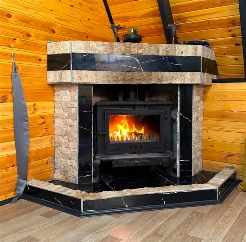 listing card gallery