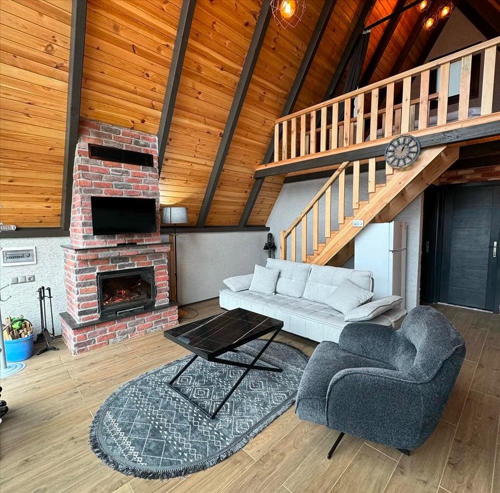 listing card gallery