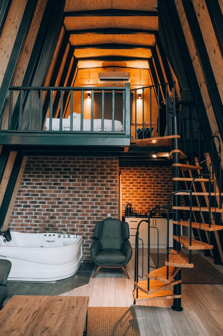 listing card gallery